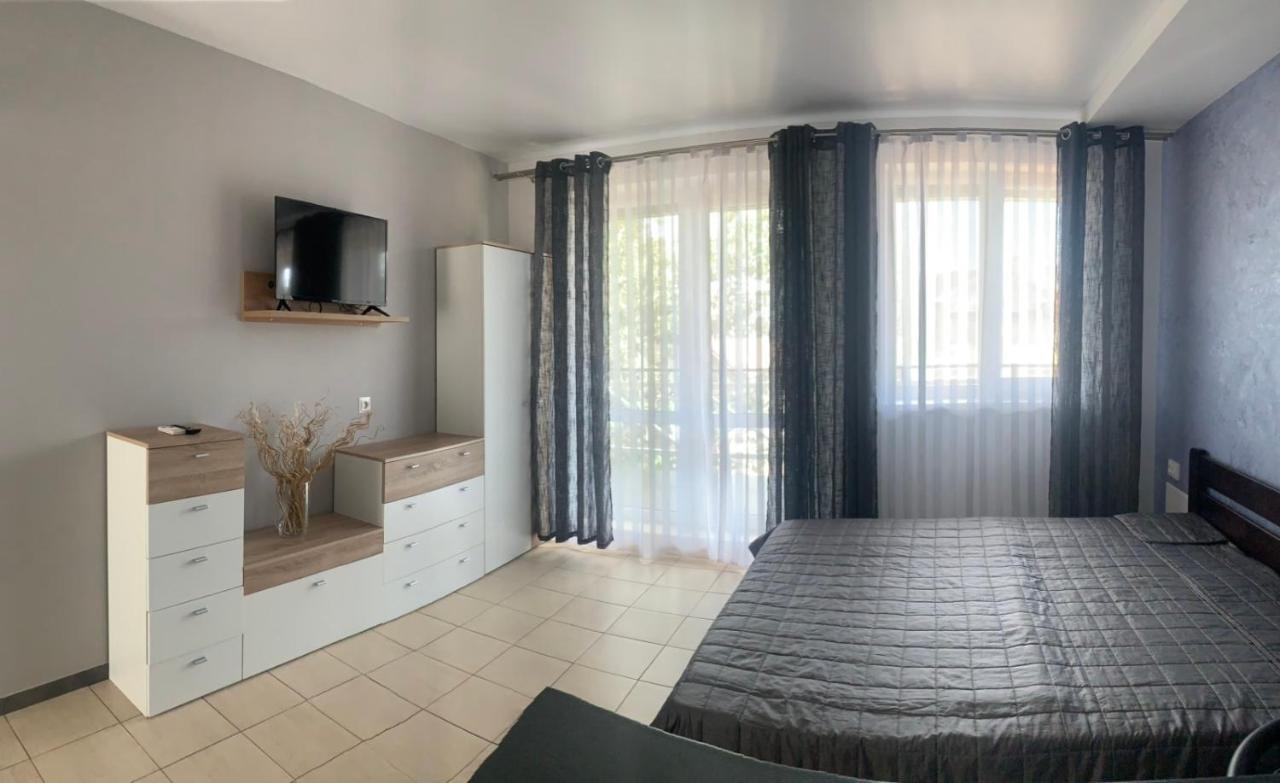 Apartamenti Mayak Apartment Oldenburg Bagian luar foto