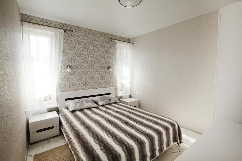 Apartamenti Mayak Apartment Oldenburg Bagian luar foto