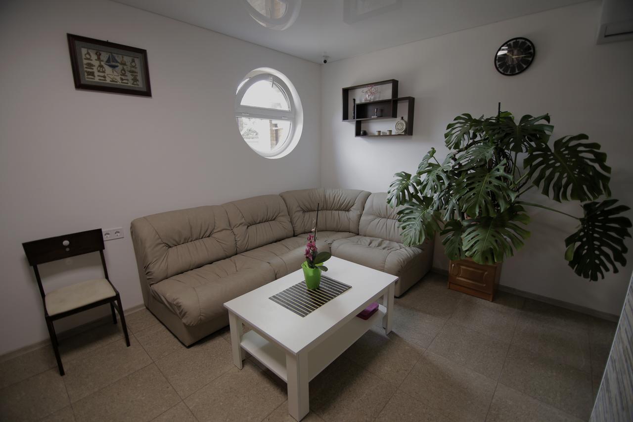 Apartamenti Mayak Apartment Oldenburg Bagian luar foto