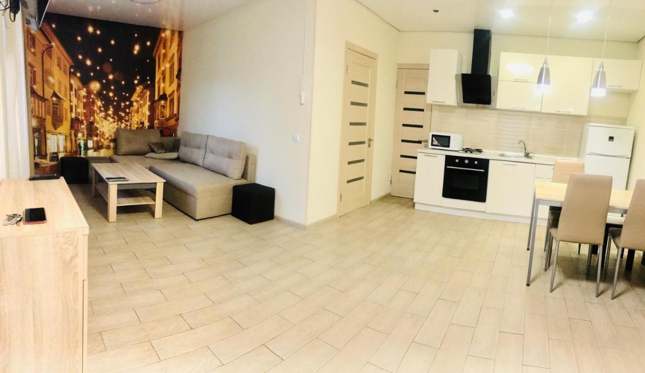 Apartamenti Mayak Apartment Oldenburg Bagian luar foto