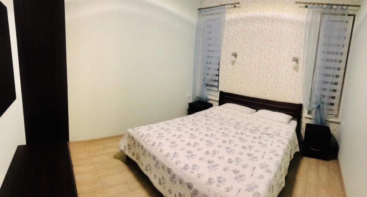 Apartamenti Mayak Apartment Oldenburg Bagian luar foto